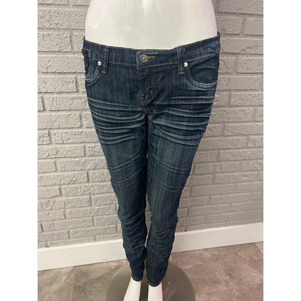 Decko Woman’s Low Rise Beaded/ Rhinestone Blue Jean Size 14